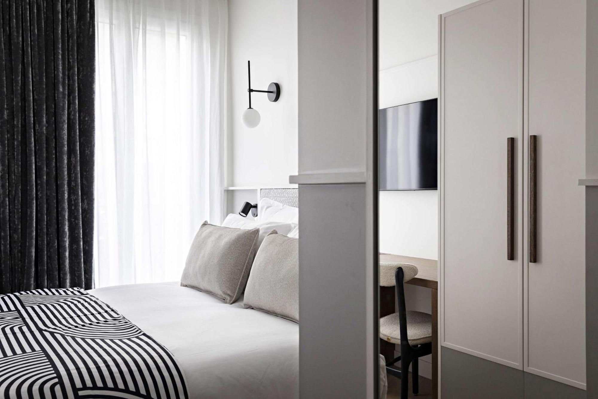 Hotel Western Gare Saint Lazare 4*